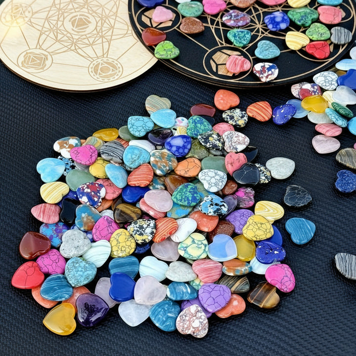 Set assortito di pietre naturali di cristallo per la guarigione del cuore