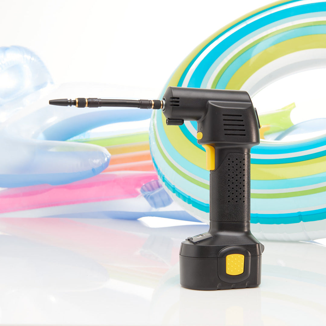 Gonfiatore per pneumatici senza fili con arresto automatico di Sharper Image