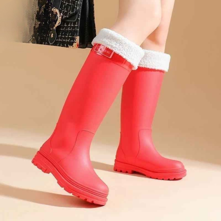 Waterproof Hiking Boots for Women with Non-Slip Sole and Fur Lining – Comfort and Durability