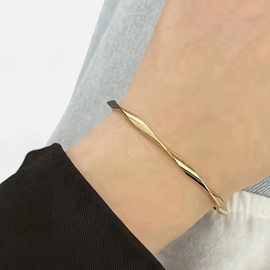 Celzoir | Bracelet Classy Femme Jonc Torsadé Ajustable en Acier Inoxydable – Design Minimaliste et Élégance Contemporaine