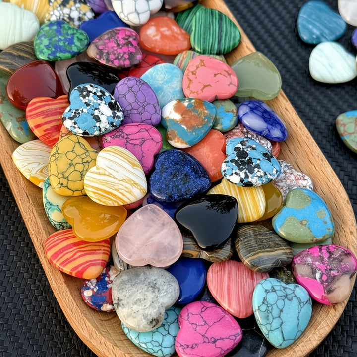Set assortito di pietre naturali di cristallo per la guarigione del cuore