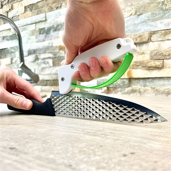 Affûteur Multifonctionnel pour Outils de Jardin – Ergonomique, Compact et Efficace pour Couteaux, Sécateurs et Haches 2