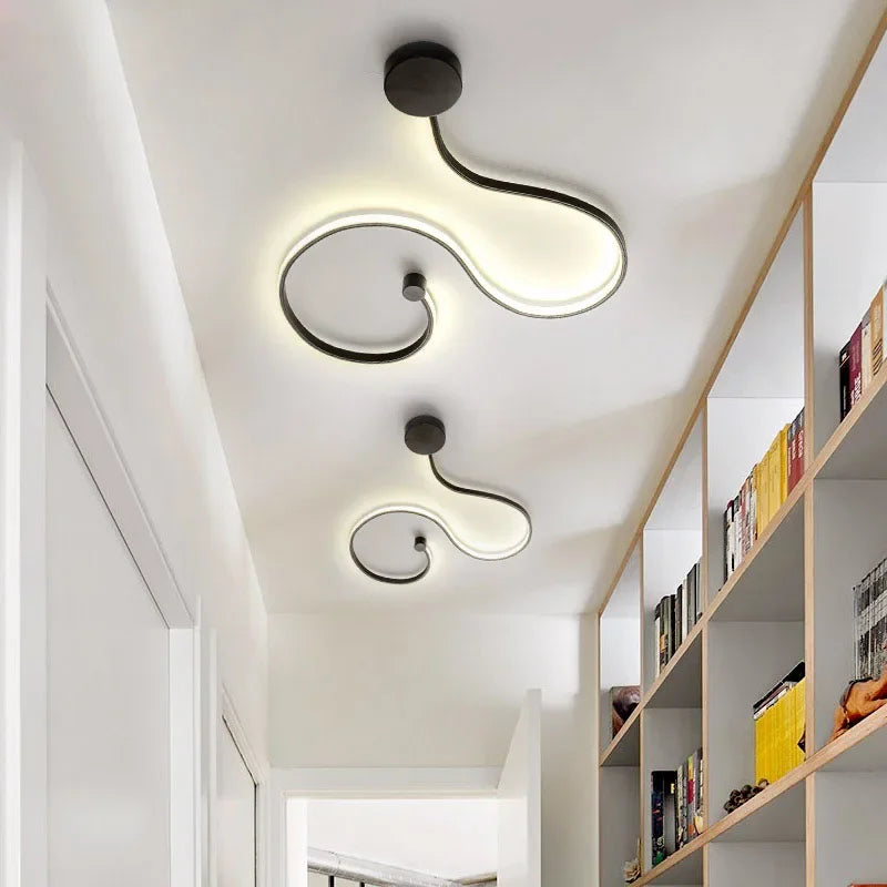 Applique Murale LED Design Urbain Moderne pour Salon et Chambre - Éclairage Efficace en PVC Durable, Disponible en Plusieurs Tailles 2