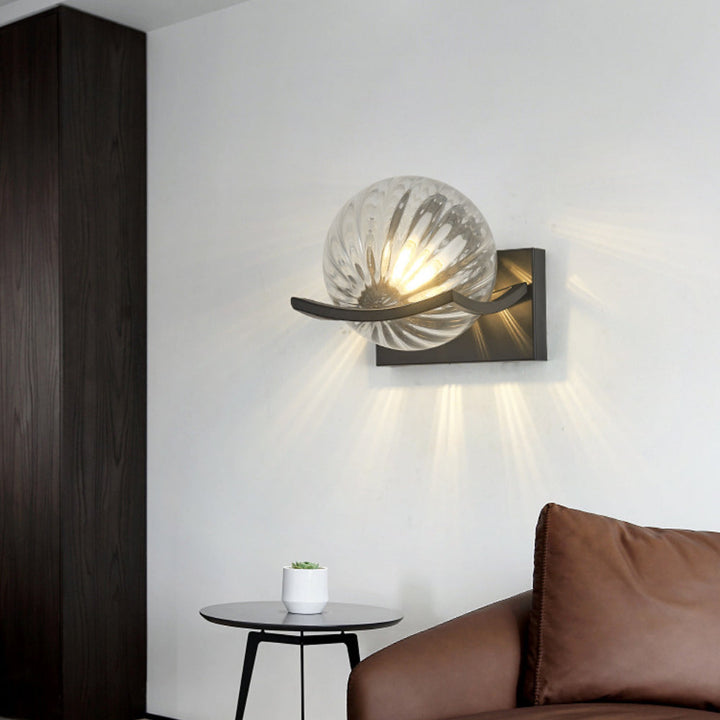 Applique Murale LED Design en Verre pour Salon et Chambre - Éclairage Doux et Économe en Énergie, 18 cm 3