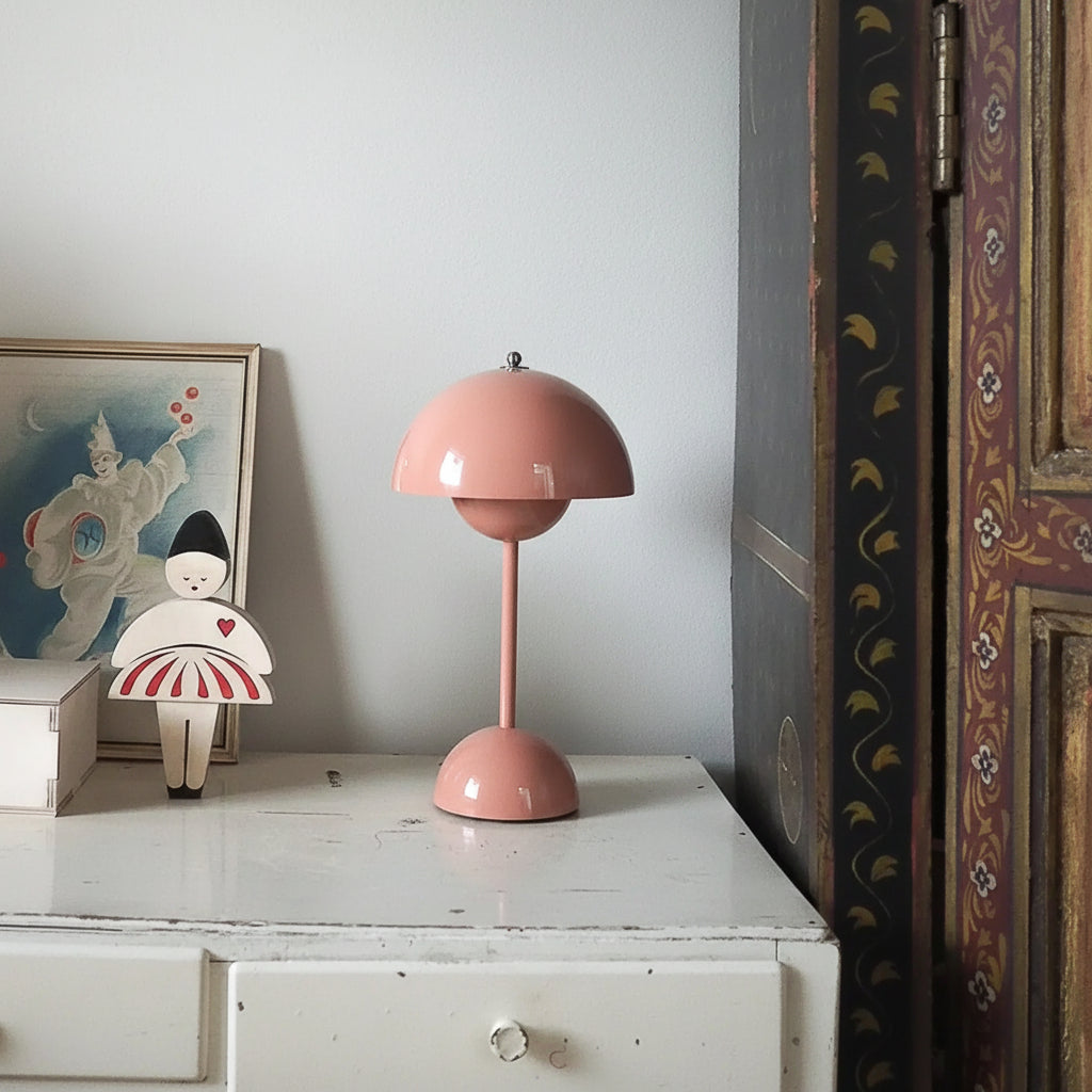 Modern Dimmable LED Table Lamp Mushroom Design
