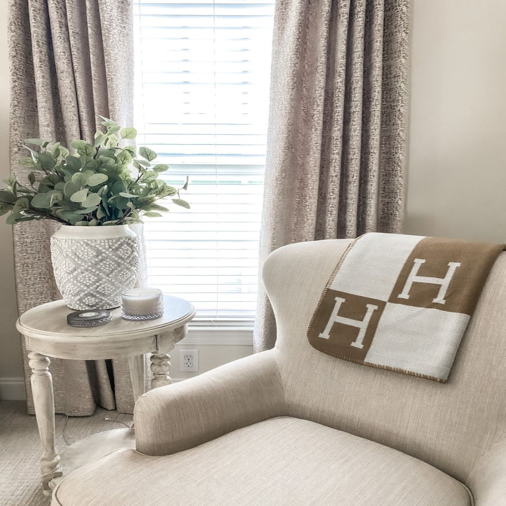 Throw Blanket Soft Warm Cozy Living Room