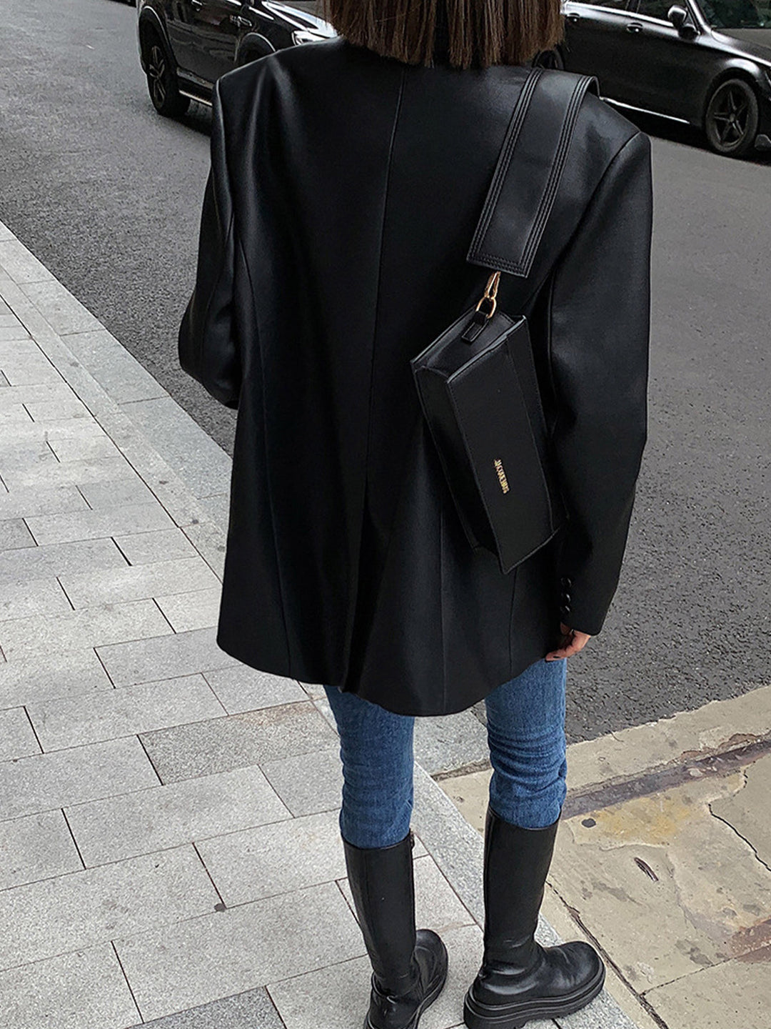 Blazer Noir Femme en PU avec Poches – Élégance et Confort pour un Style Chic 2