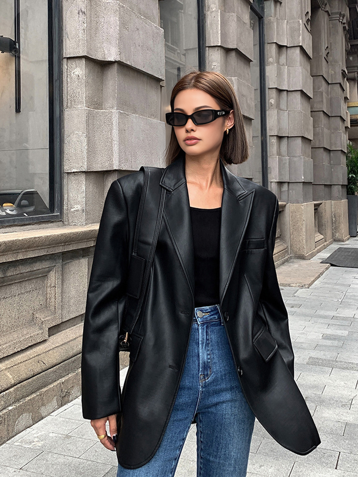 Blazer Noir Femme en PU avec Poches – Élégance et Confort pour un Style Chic 5