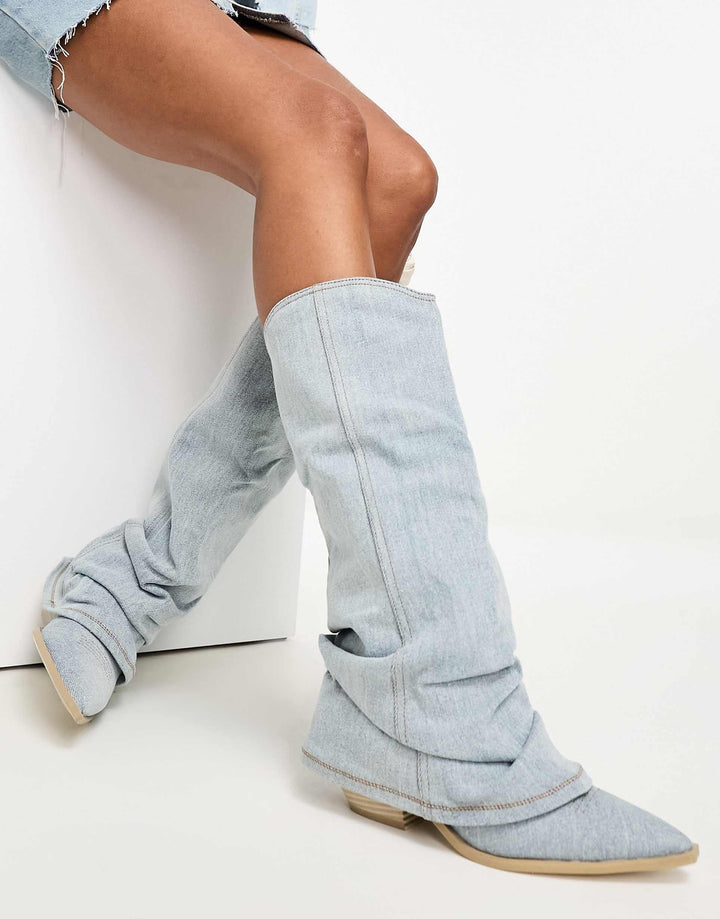 Bottes Femme de Cowboy en Denim Bleu Clair – Style Décontracté avec Talon Plat et Tige Surdimensionnée 0