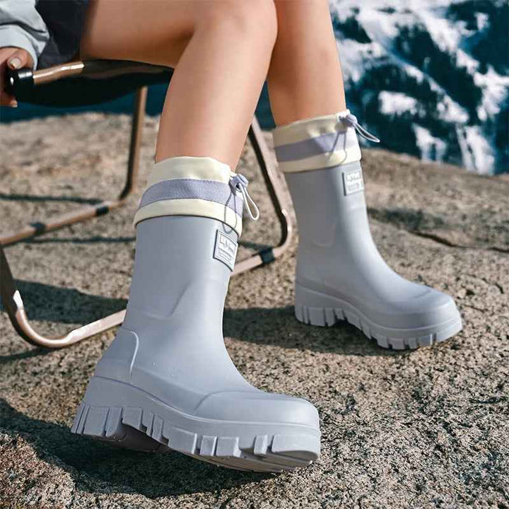 Bottes de Pluie Femme Imperméables en Caoutchouc avec Semelle Antidérapante et Cordon de Serrage Réglable - Confort Optimal 2