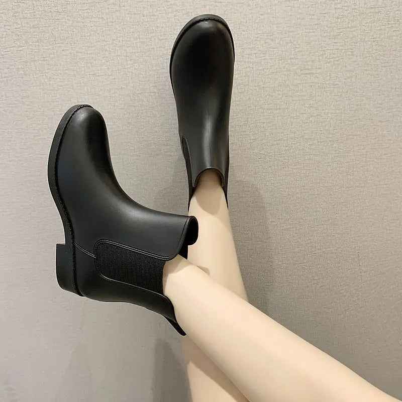 Bottes de Pluie Imperméables à Enfiler pour Femmes – Confort et Style 1