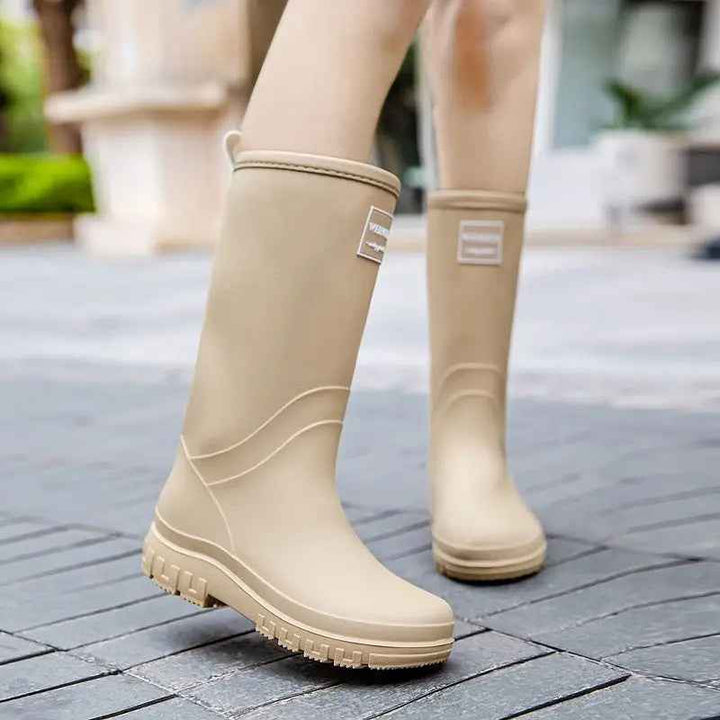 Bottes de Pluie Mi-Mollet Imperméables pour Femmes avec Doublure Douce – Confort et Sécurité 0
