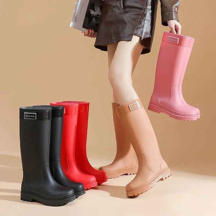 Bottes de Randonnée Imperméables pour Femmes avec Semelle Antidérapante et Doublure en Fourrure – Confort et Durabilité 2
