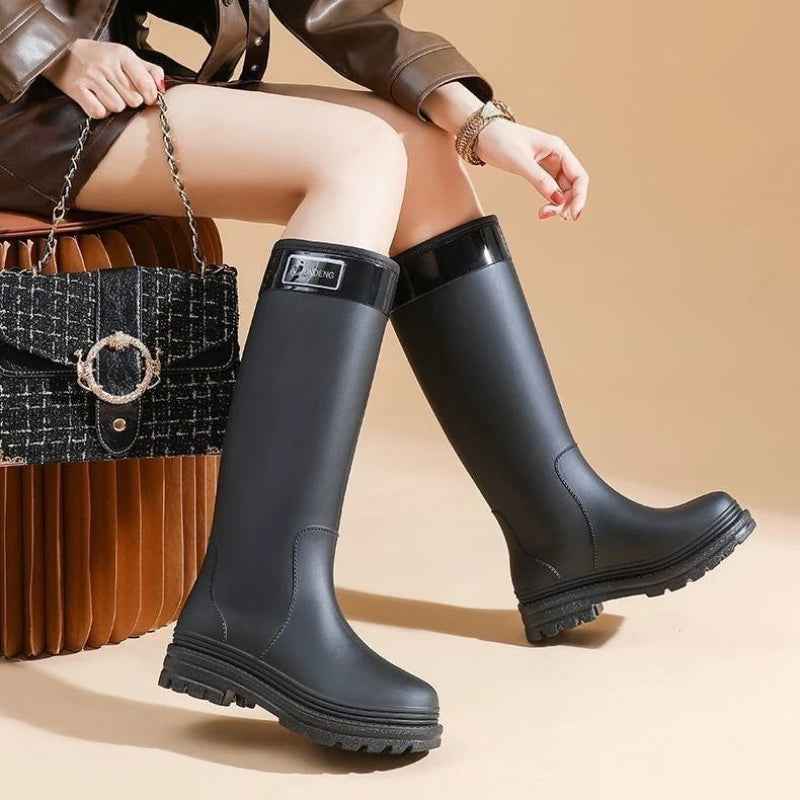 Bottes de Randonnée Imperméables pour Femmes avec Semelle Antidérapante et Doublure en Fourrure – Confort et Durabilité 4