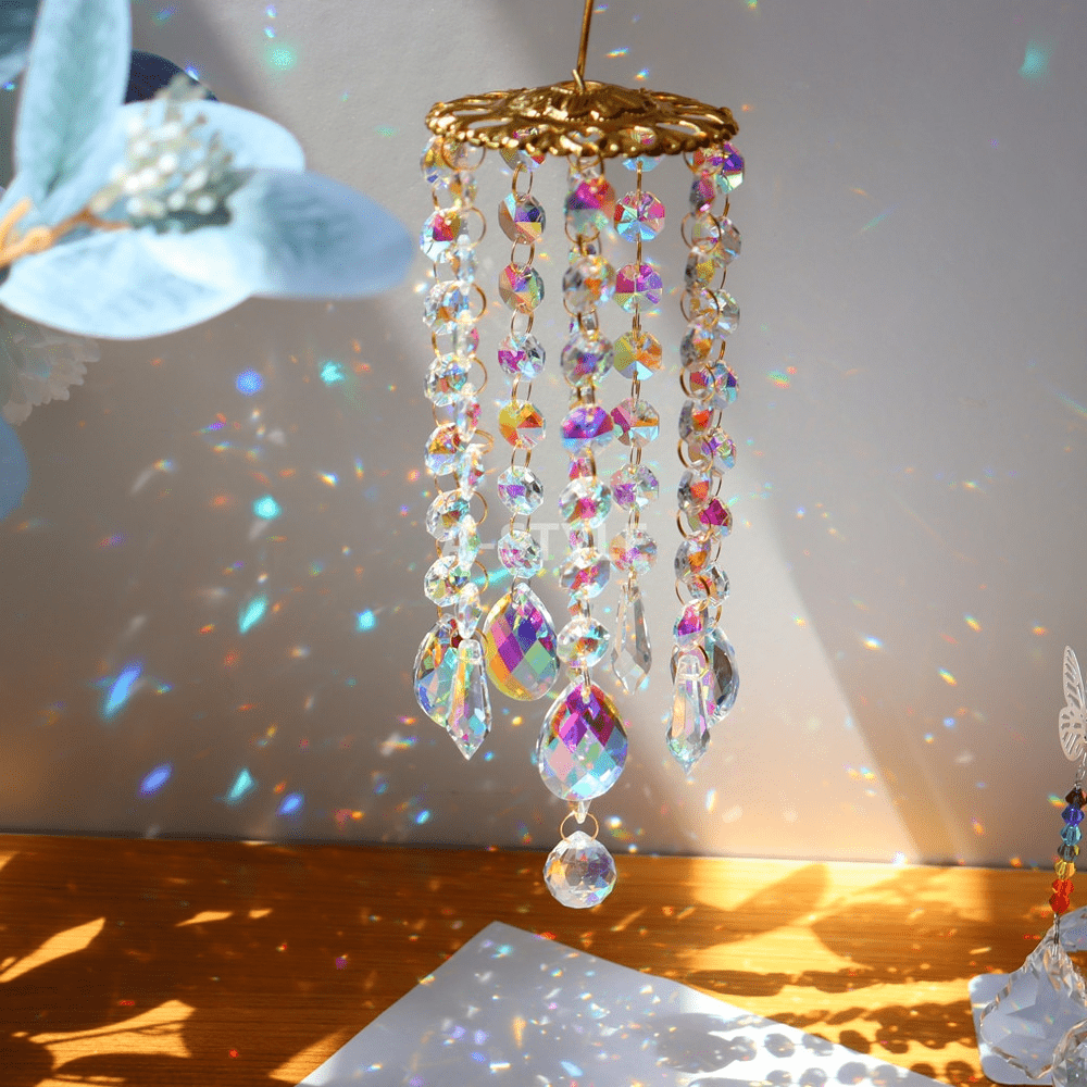 Carillon Éolien en Cristal AuraHarmony avec Feuilles en Métal – Design Élégant et Apaisant 0