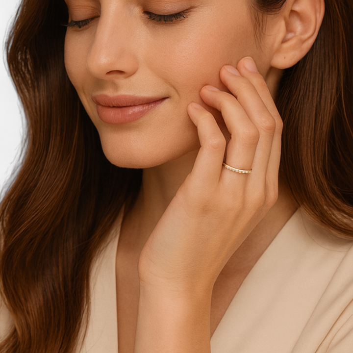Celzoir | Bague Minimaliste Femme Zircones Scintillantes