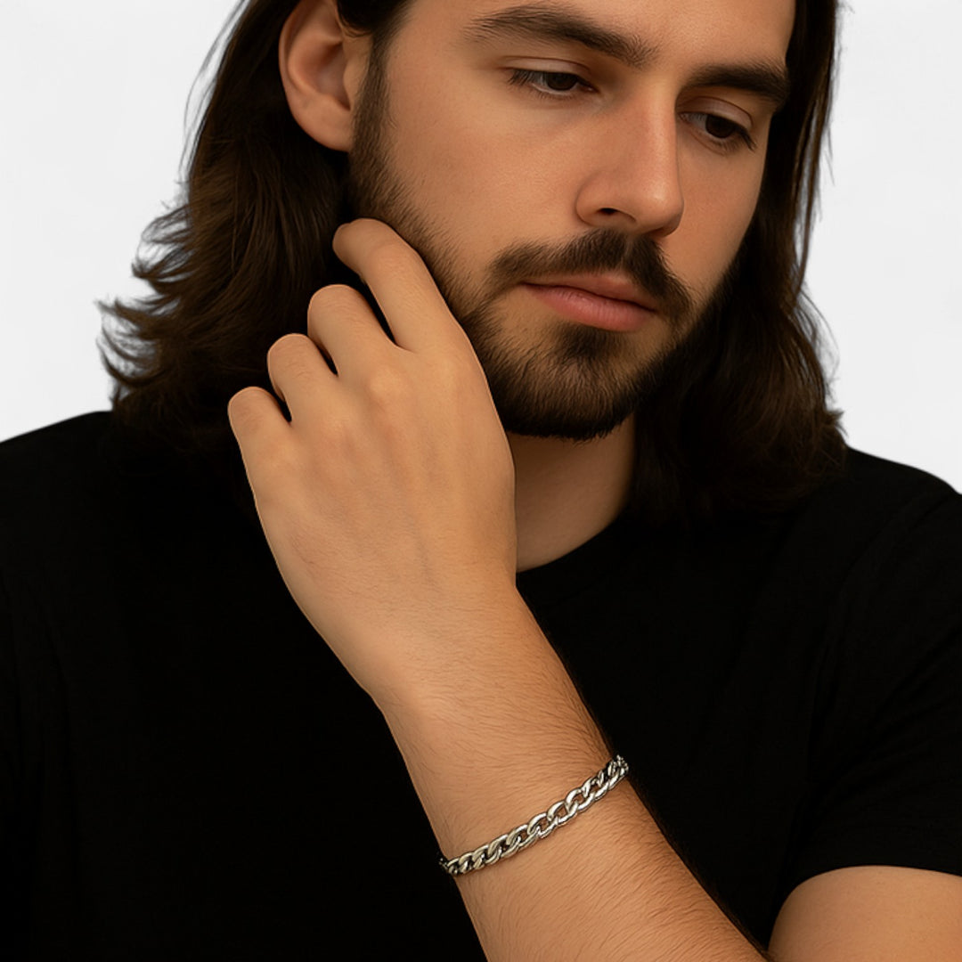 Celzoir | Bracelet Classy Homme en Acier Inoxydable Argenté – Design Minimaliste et Élégance Moderne