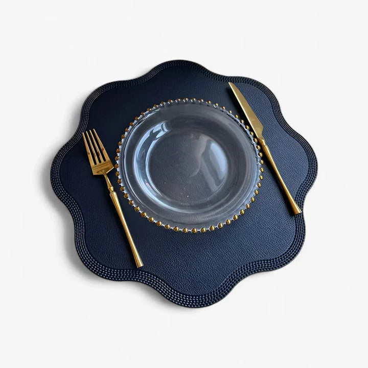 Chemin de Table Mariage Élégant en Simili Cuir Floral – Durable et Facile d'Entretien, 38 cm x 38 cm 5