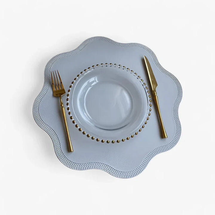 Chemin de Table Mariage Élégant en Simili Cuir Floral – Durable et Facile d'Entretien, 38 cm x 38 cm 7