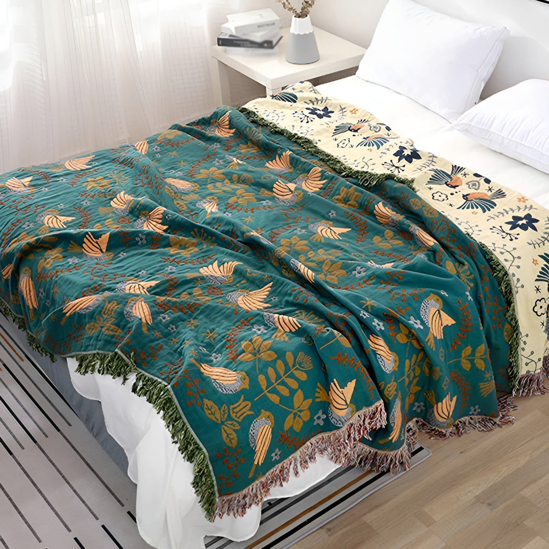 https://cdn.shopify.com/s/files/1/0886/2397/2701/files/HomoraBestickteDecke5_cf1c0a29-0e69-41e7-a728-09c273fac730.jpg