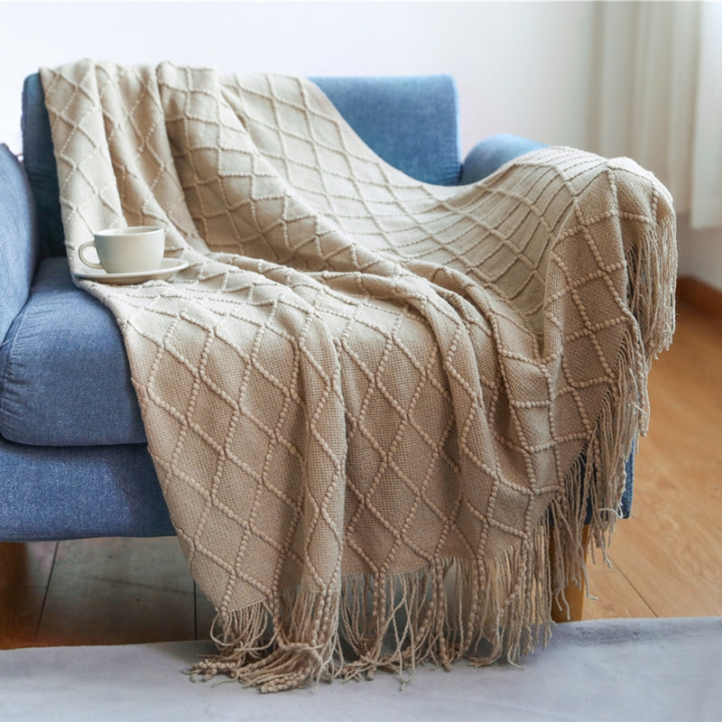 Couverture Tricotée Oversized avec Pompons – Design Bohème, Douce et Légère pour Salon et Extérieur 2