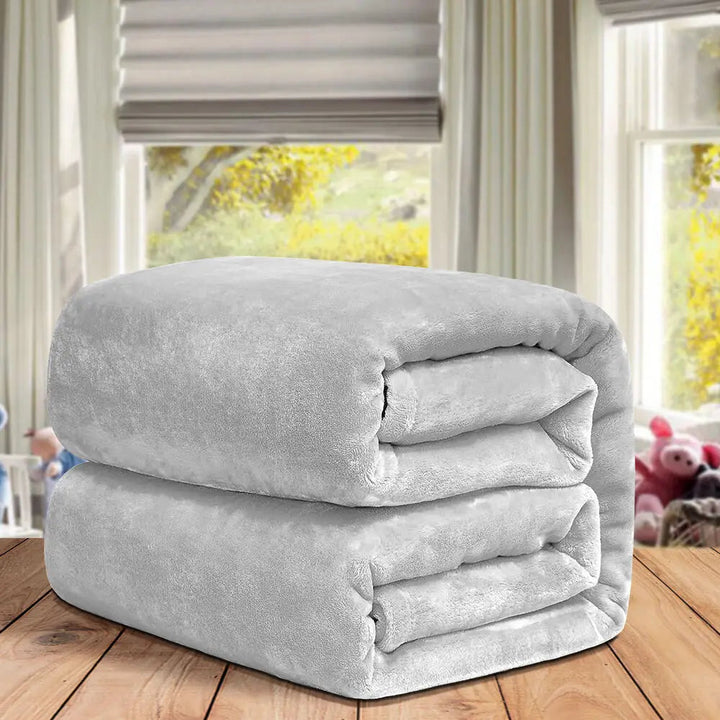 Couverture en Microfibre Ultra Douce – Élégante et Confortable pour Chambre et Salon, 100% Polyester, Plusieurs Tailles Disponibles 4