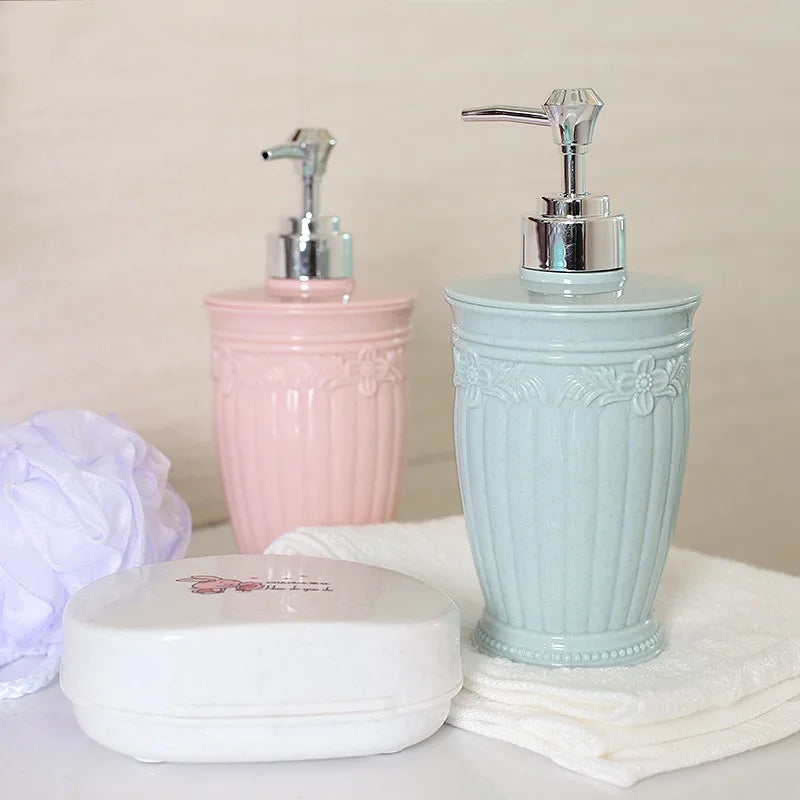 Distributeur de Savon Mural en Vitrail – Pompe Manuelle pour Savon Liquide, Élégant et Pratique pour Salle de Bain 3