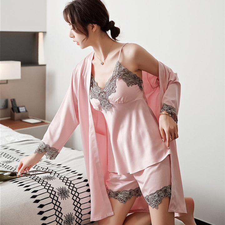 Ensemble Pyjama Femme 5 Pièces en Satin Noir avec Dentelle – Confort Élégant et Polyvalent 1