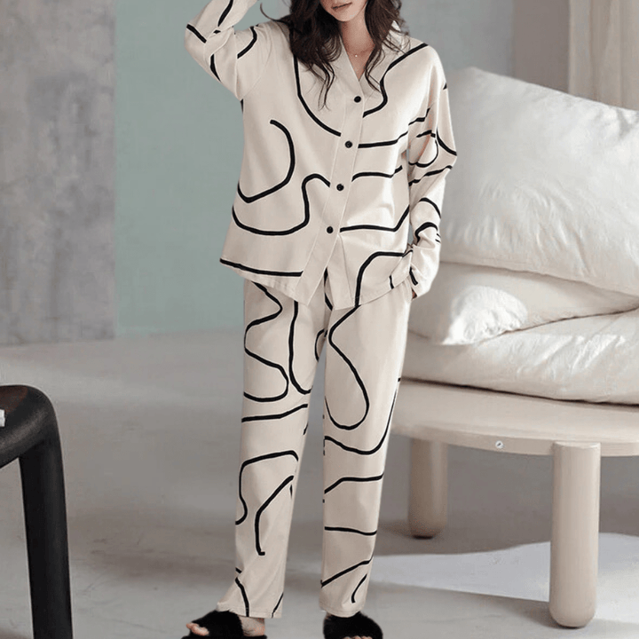 Ensemble Pyjama Femme Élégant 2 Pièces en Crème et Noir - Confort, Tissu Doux et Respirant, Taille M à 2XL 3