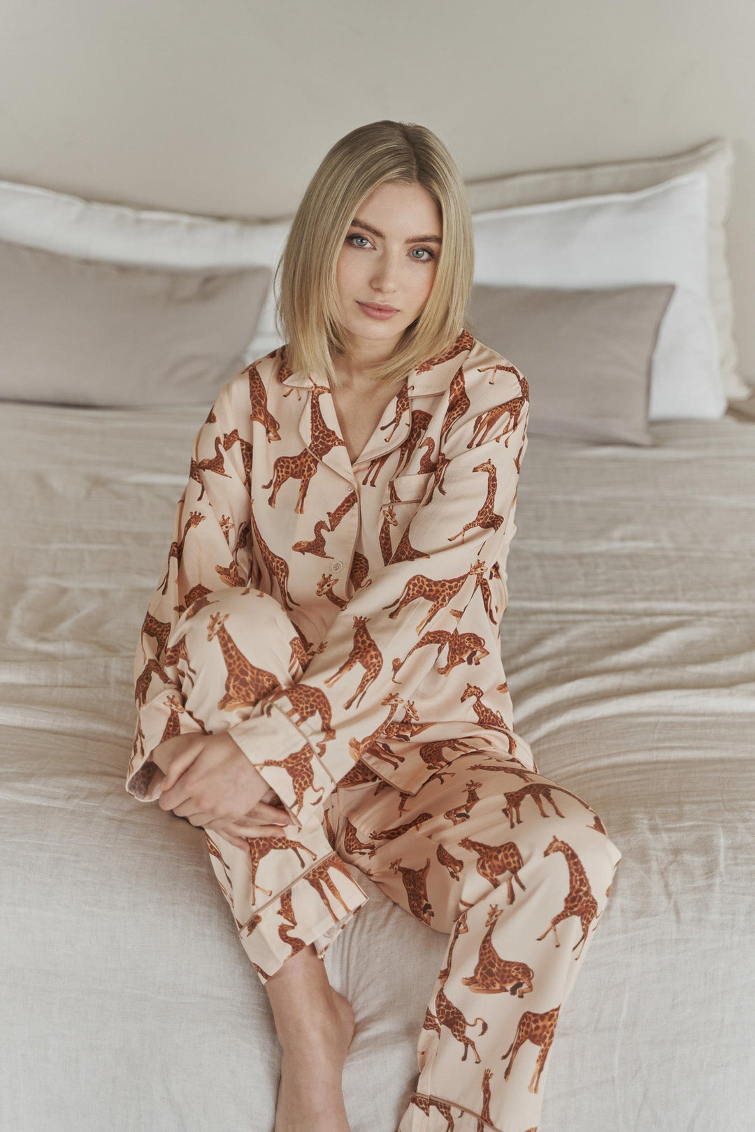 Ensemble Pyjama Femme en Coton Imprimé Girafe – Confort Doux et Élégant, Taille M à 2XL 1