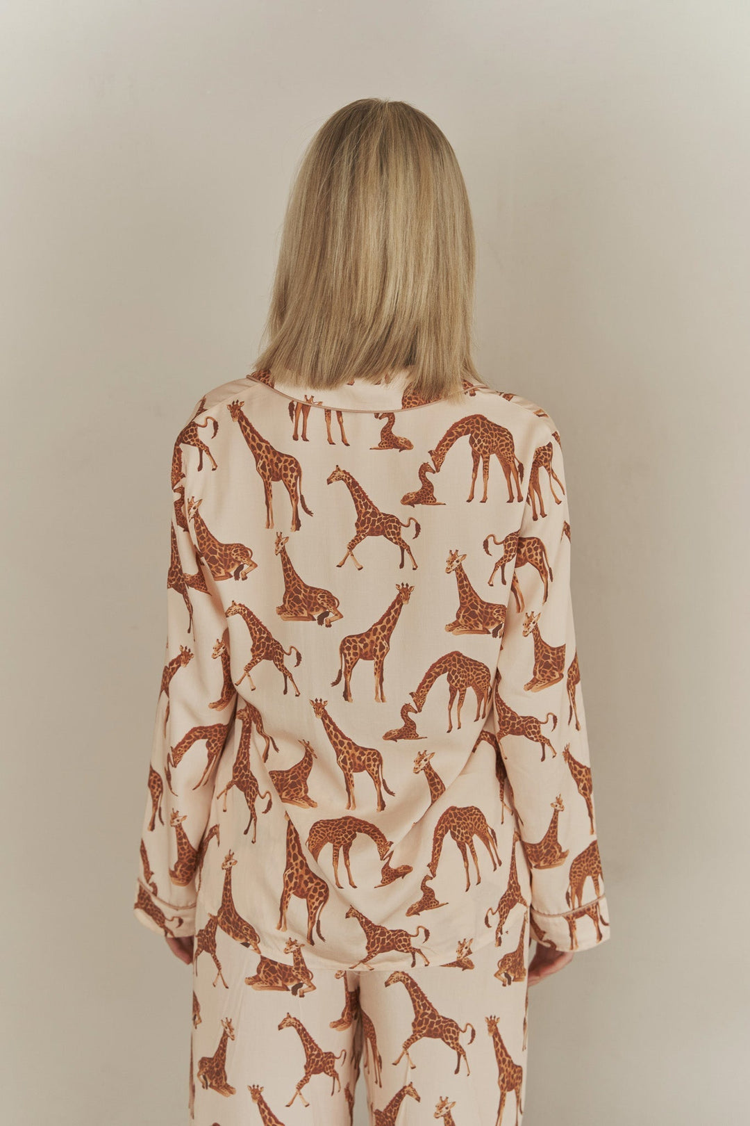 Ensemble Pyjama Femme en Coton Imprimé Girafe – Confort Doux et Élégant, Taille M à 2XL 3