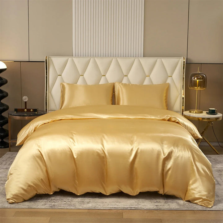 Ensemble de Couette Réversible en Satin Doux – Literie Élégante avec Taies d'Oreiller Incluses, Couleur Blanche 4
