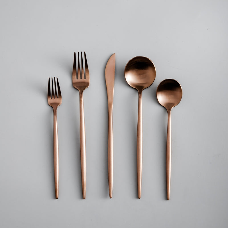 Ensemble de Couverts de Table en Acier Inoxydable Minimaliste – Élégance Durable pour Tous les Repas 11