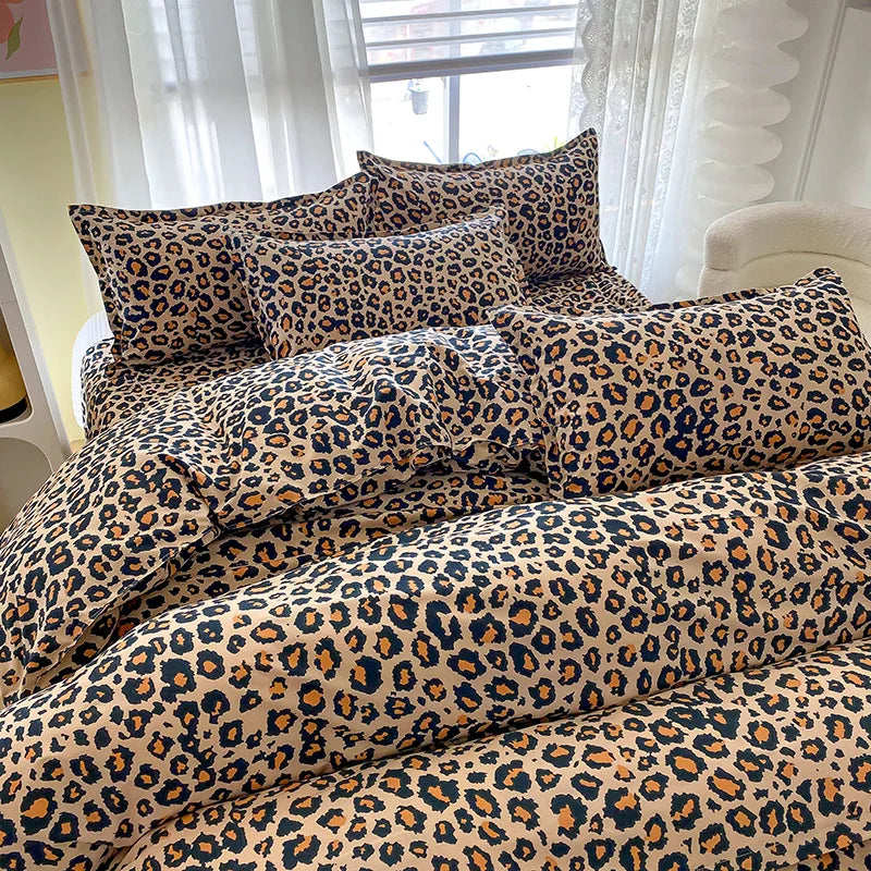 Ensemble de Litière Léopard en Microfibre – Housse de Couette et 2 Taies d'Oreiller Douces pour Chambre Élégante 3