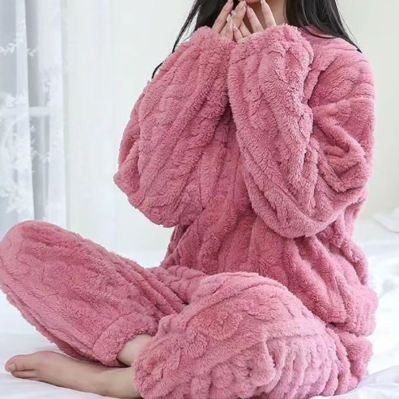 Ensemble de Pyjama Femme Hiver en Velours Épais – Confort et Élégance pour Nuits Fraîches 0