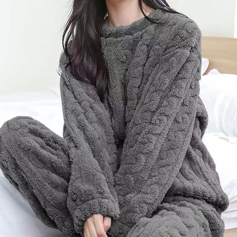 Ensemble de Pyjama Femme Hiver en Velours Épais – Confort et Élégance pour Nuits Fraîches 1