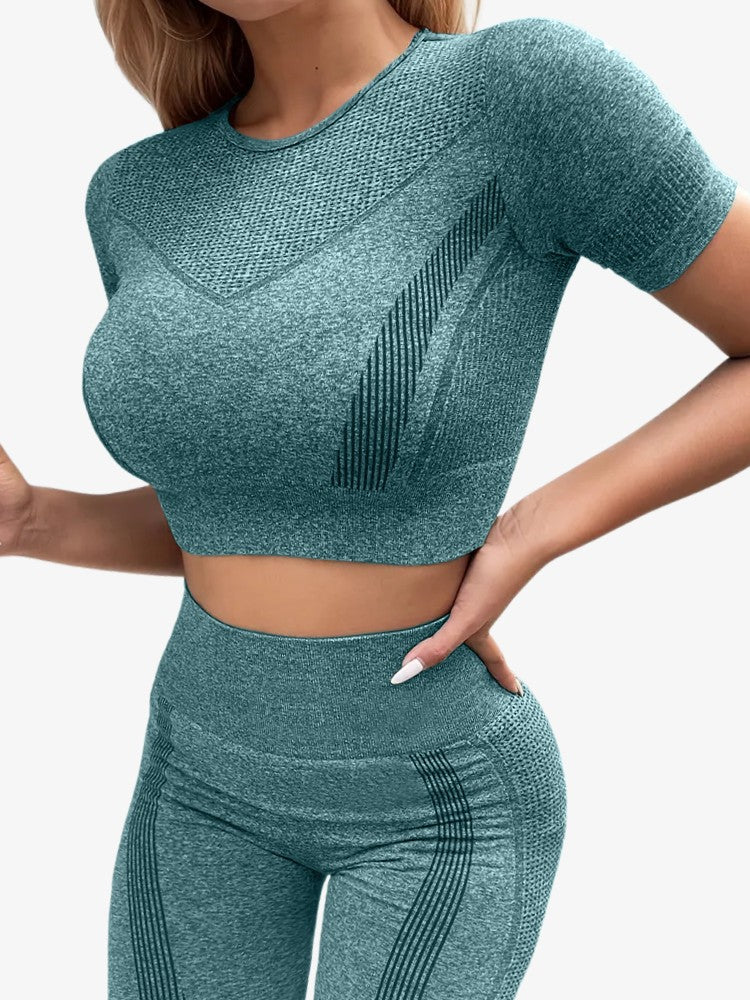 Ensemble de sport sans coutures pour femme – Crop top et legging de sport, matière extensible, confortable et élégant 6