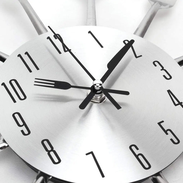 Horloge Murale 3D en Acier Inoxydable Design Original avec Couverts pour Cuisine - Élégance et Praticité 4
