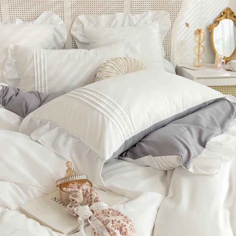 Housse de Couette en Microfibre Imprimé Floral – Élégance Naturelle en Blanc et Gris 2