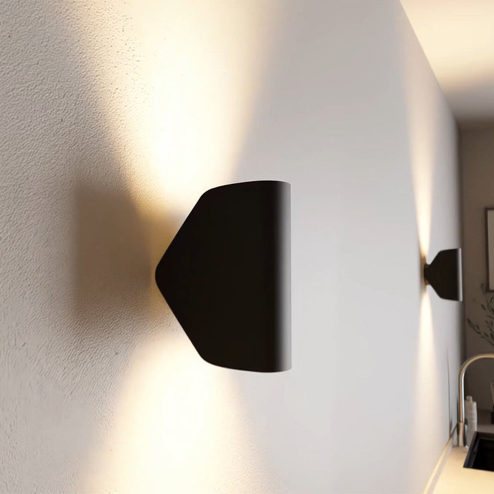 Modern Adjustable LED Outdoor Wall Light Energy Efficient Design