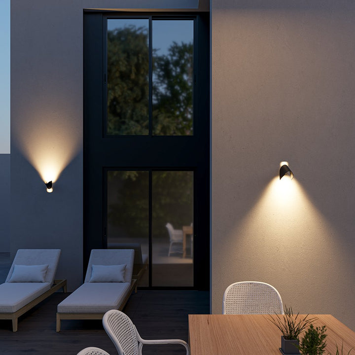 Modern Adjustable LED Outdoor Wall Light Energy Efficient Design