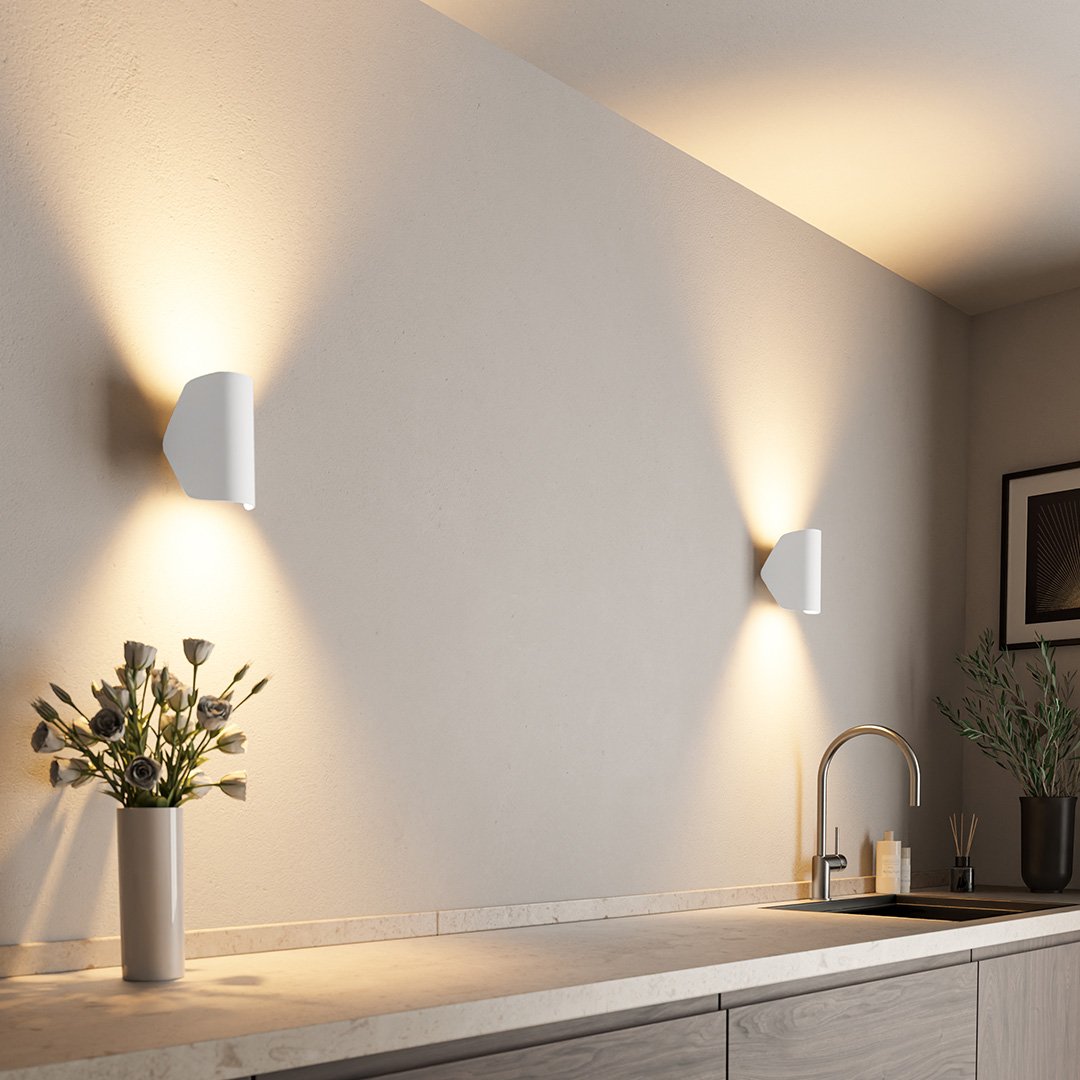 Modern Adjustable LED Outdoor Wall Light Energy Efficient Design