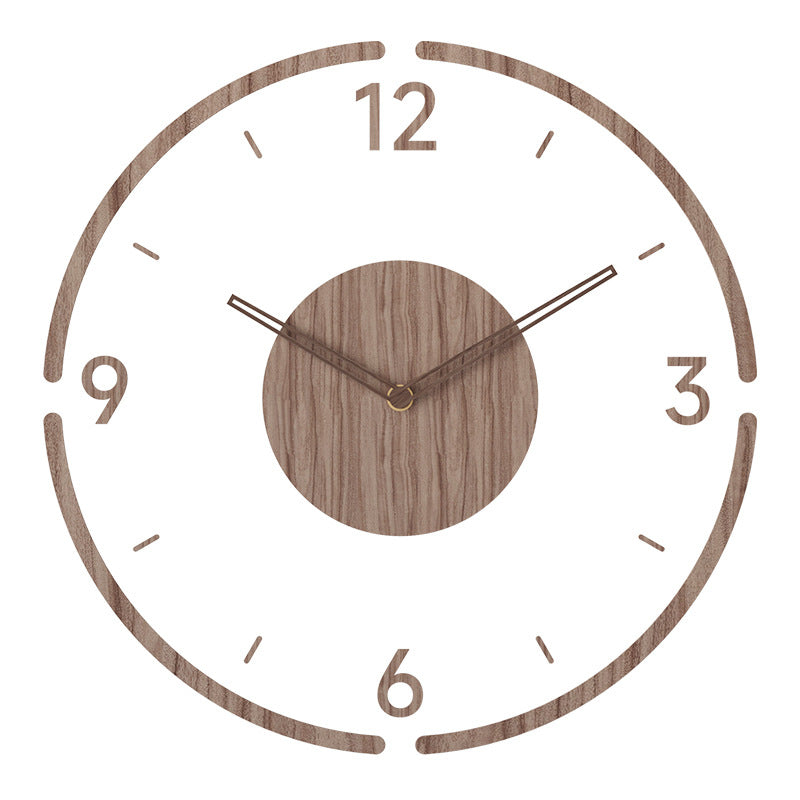 La simplicité nordique dans une horloge en bois 0
