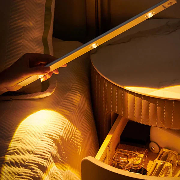 Lampe LED Sans Fil avec Capteur de Mouvement – Éclairage Automatique pour Couloirs et Escaliers, Installation Facile, Écologique 1
