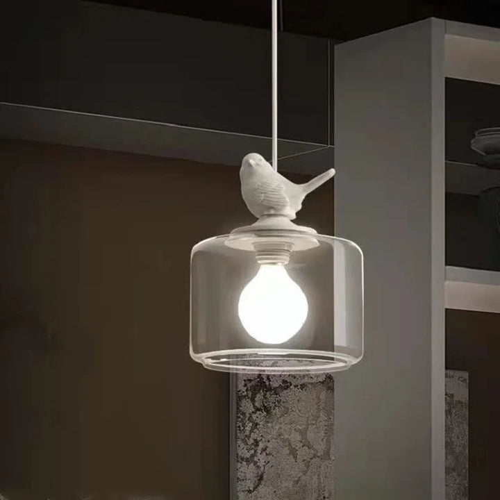 Lampe Suspendue Artistique au Motif d'Oiseau en Métal et Verre – Luminaire Suspendu Élégant pour Éclairage Chaleureux 2