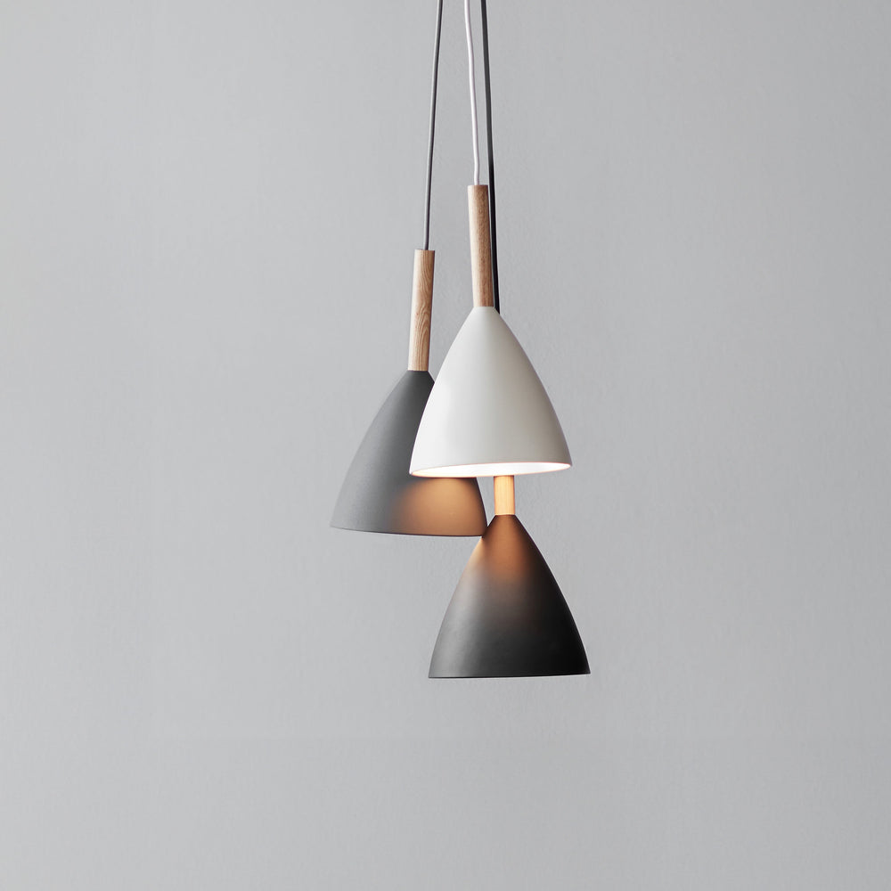 Lampe Suspendue Élégante à 20 Pendentifs en Bois de Cendres – Luminaire Suspendu Minimaliste avec Hauteur Réglable 1