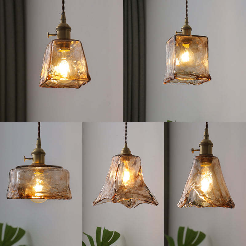 Lampe Suspendue Rétro en Métal Doré avec Lumière LED Chaude – Luminaire Suspendu Élégant pour Intérieur 1