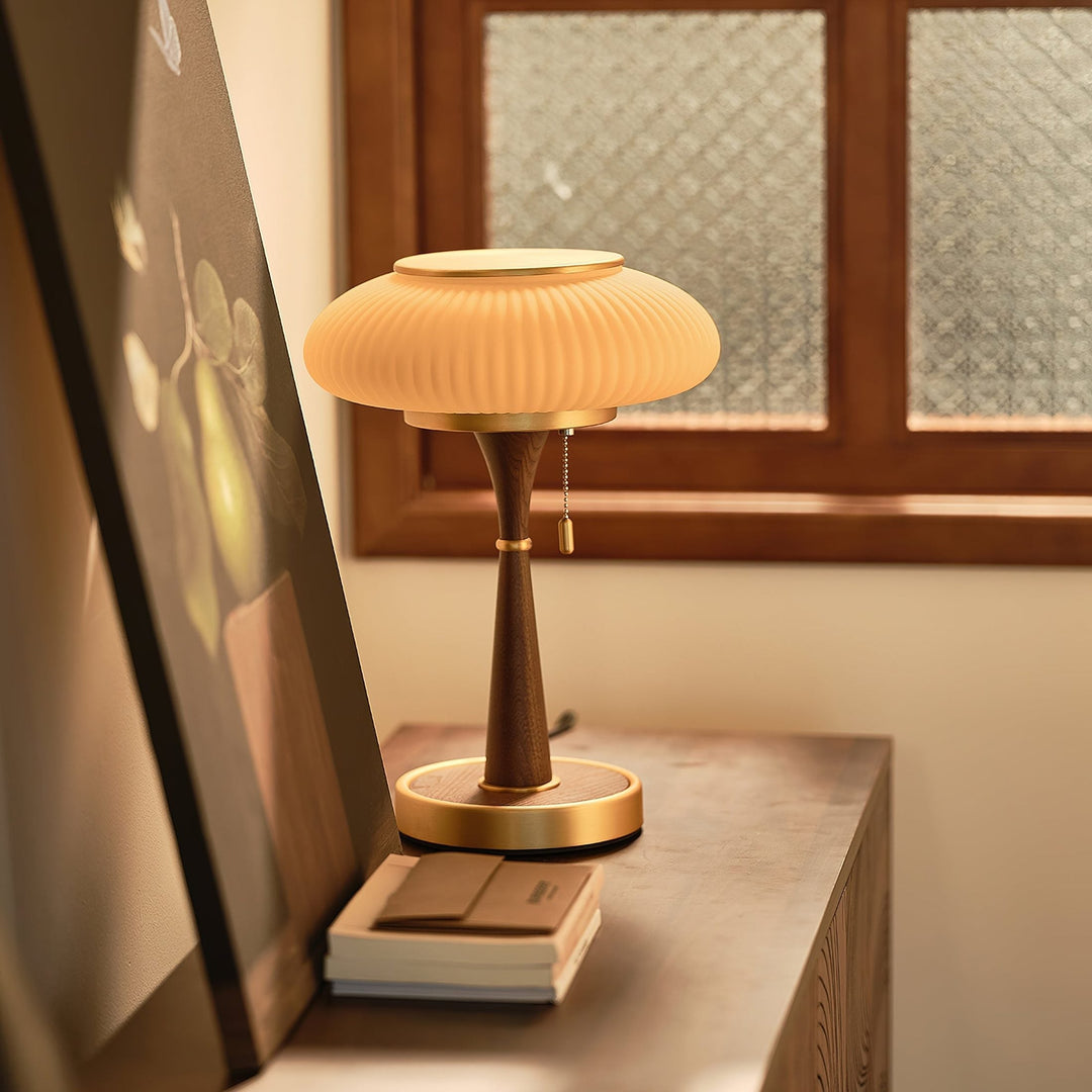 Lampe à Table en Bois avec Éclairage LED Chaud – Design Élégant et Compact 4
