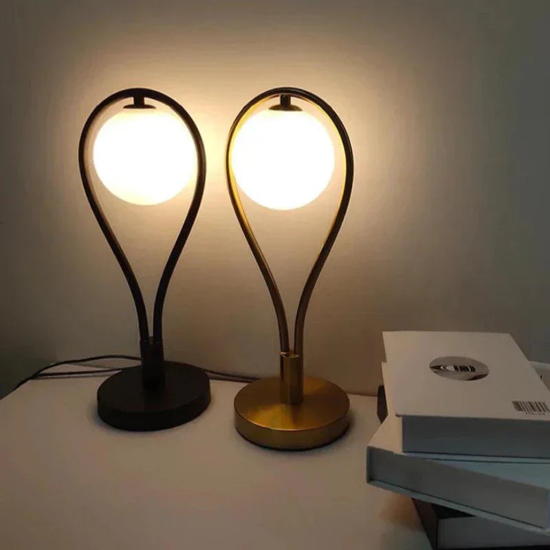 Lampe de Chevet Design Art Déco en Verre avec Lumière Douce – Lampe Moderne pour Chambre à Coucher 1