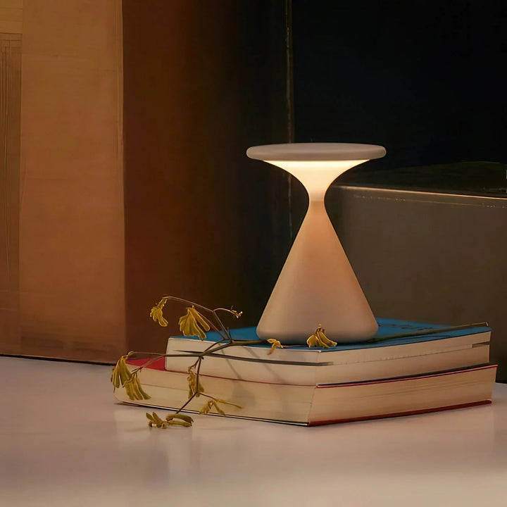 Lampe de Table Sans Fil Rechargeable Amos Zandloper – Design Sablier avec Lumière Chaude pour Intérieur Élégant 6
